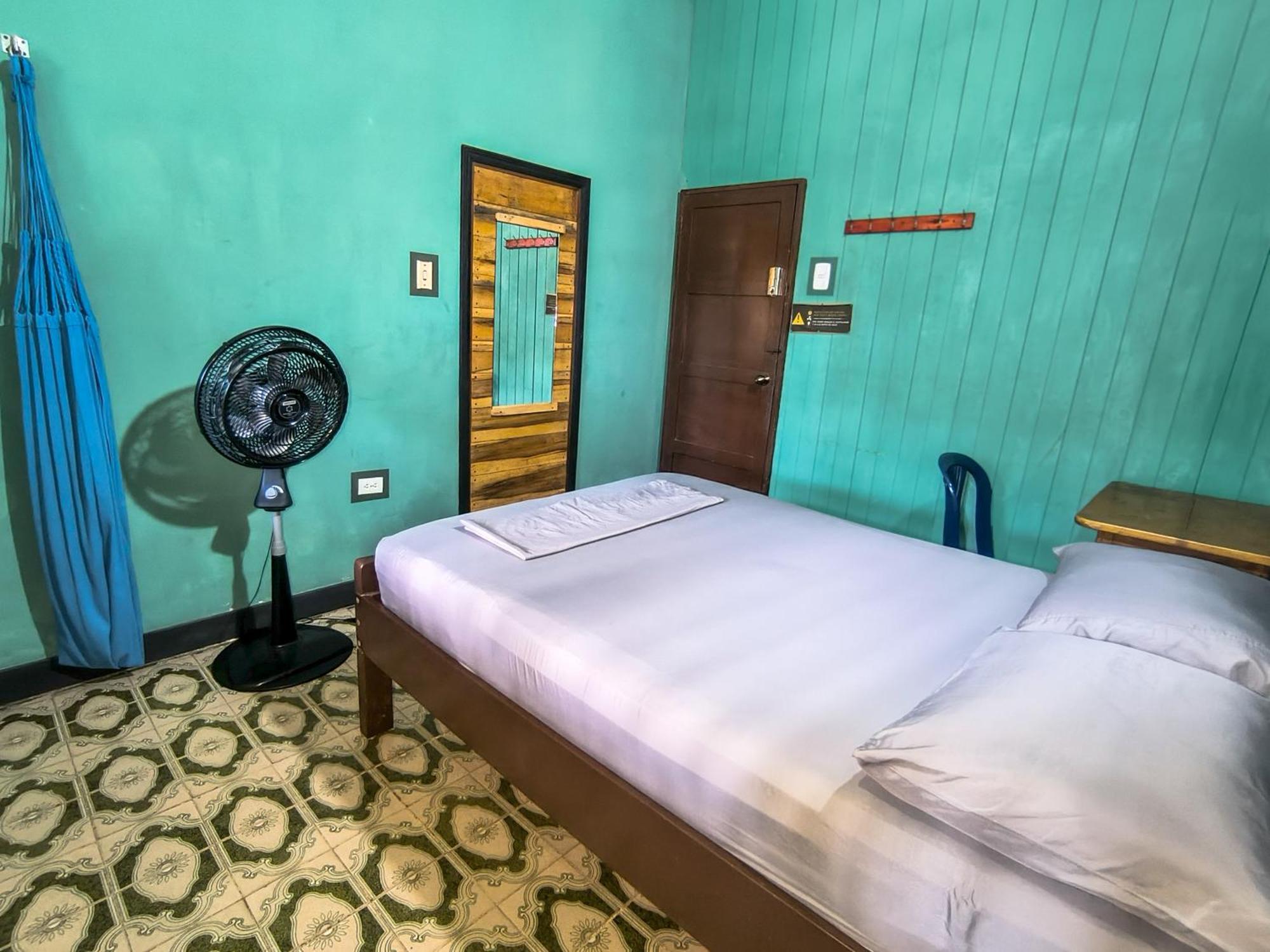 Hostel Casa De Las Palmas Tours Λετίσια Εξωτερικό φωτογραφία