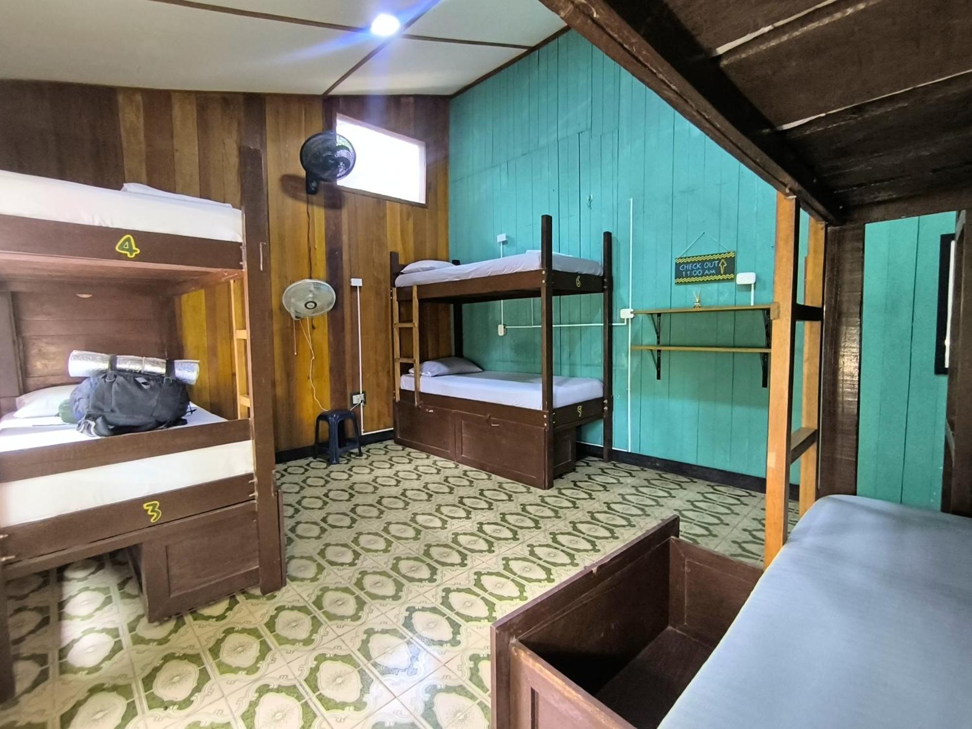 Hostel Casa De Las Palmas Tours Λετίσια Εξωτερικό φωτογραφία